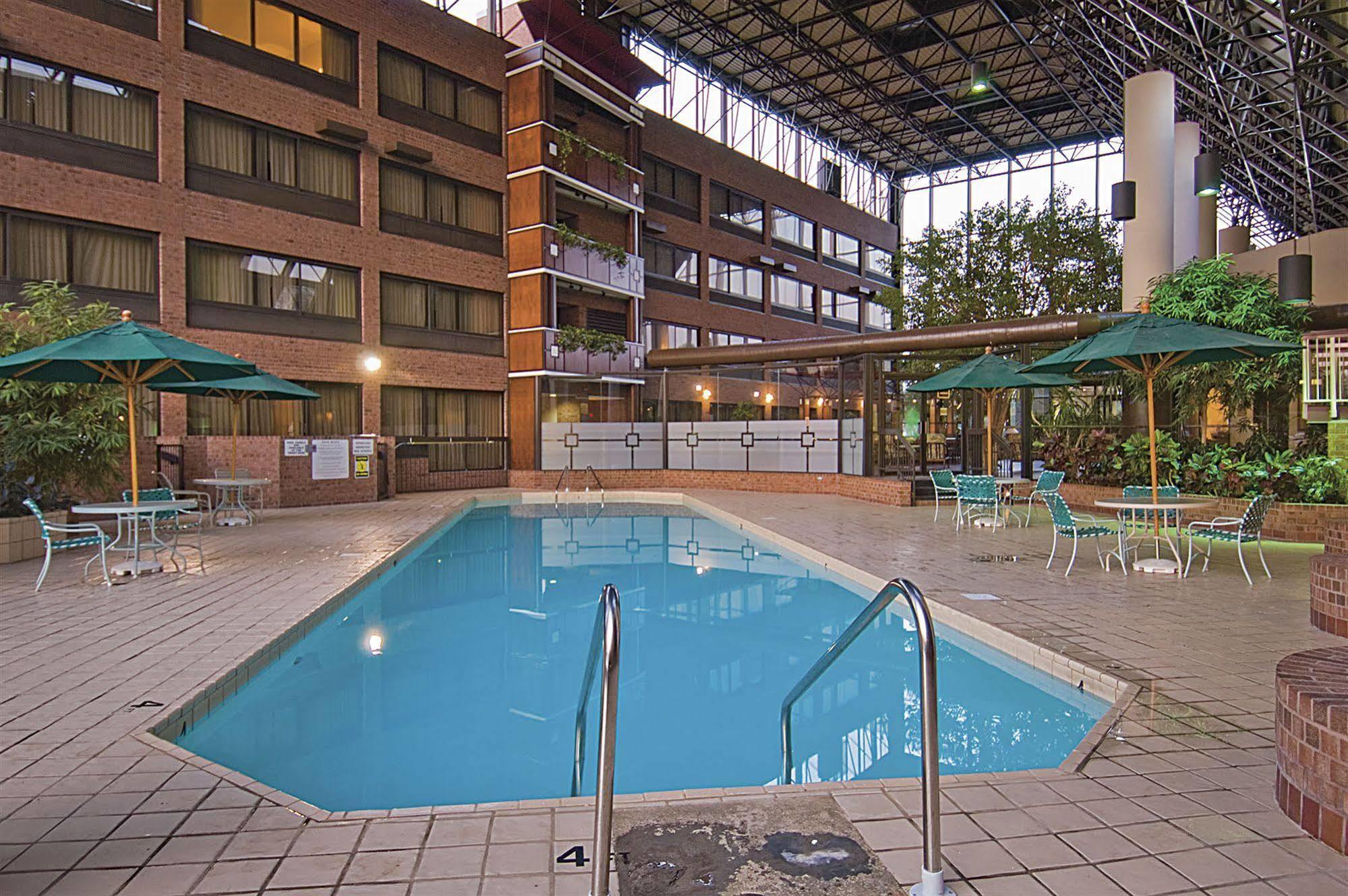 מלון Super 8 By Wyndham Mobile I-65 מראה חיצוני תמונה